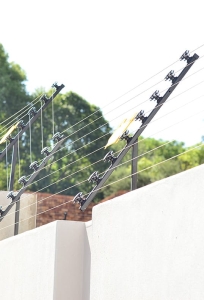 About my electric fence - Voltage